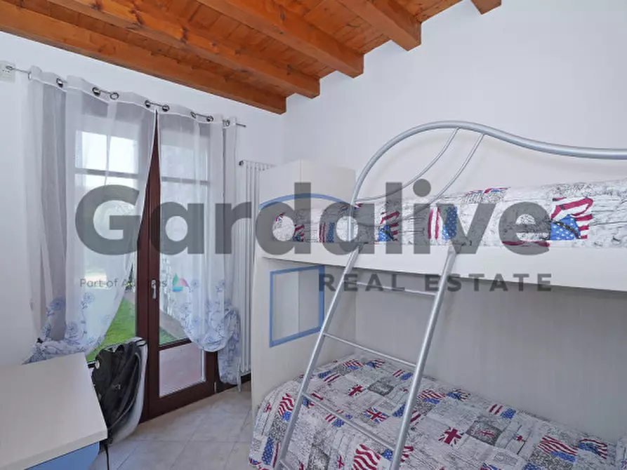 Immagine 21 di Appartamento in vendita  in Via Atleti azzurri d'Italia a Manerba Del Garda