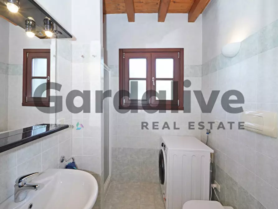 Immagine 23 di Appartamento in vendita  in Via Atleti azzurri d'Italia a Manerba Del Garda