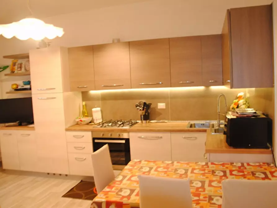 Immagine 1 di Appartamento in vendita  in via villa a Longare