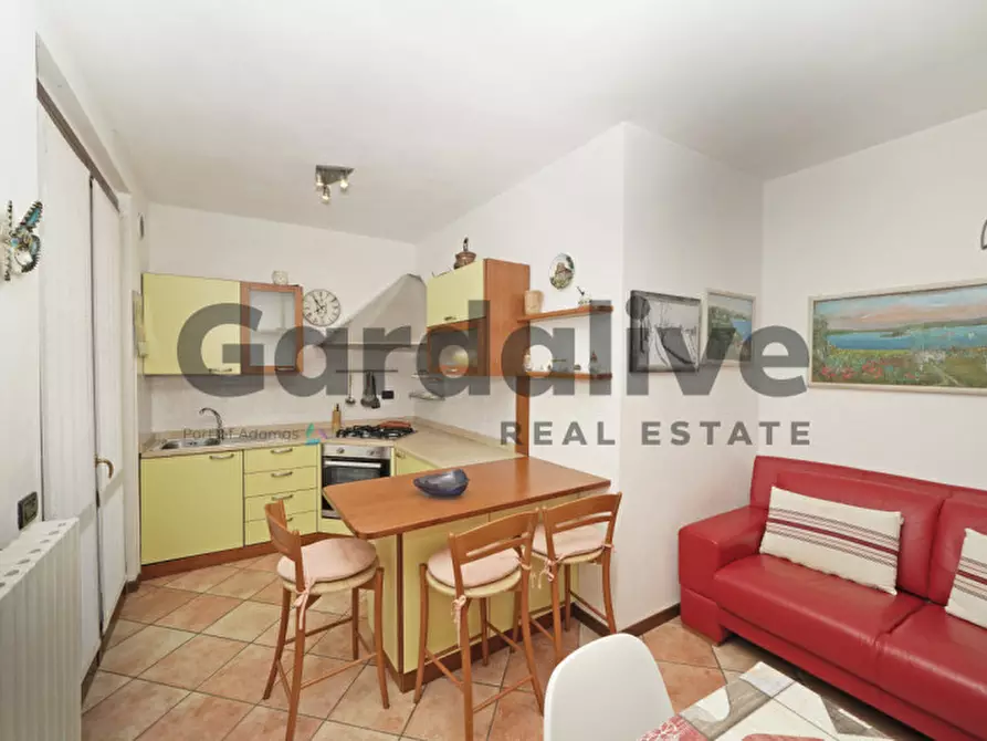 Immagine 5 di Appartamento in vendita  in Via degli Alpini a Manerba Del Garda