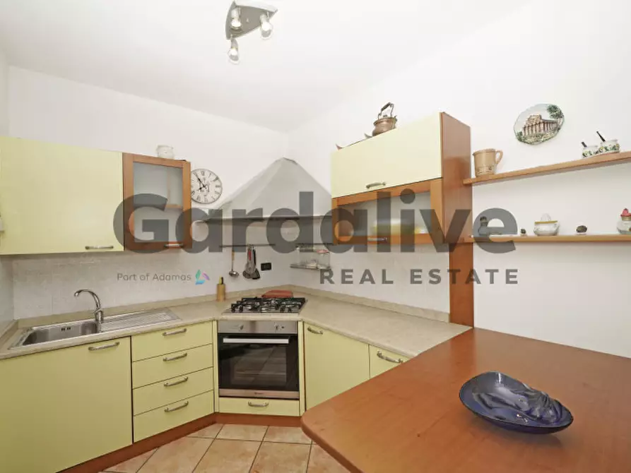 Immagine 6 di Appartamento in vendita  in Via degli Alpini a Manerba Del Garda