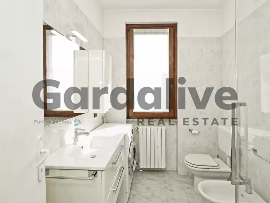 Immagine 23 di Appartamento in vendita  in Via degli alpini a Manerba Del Garda