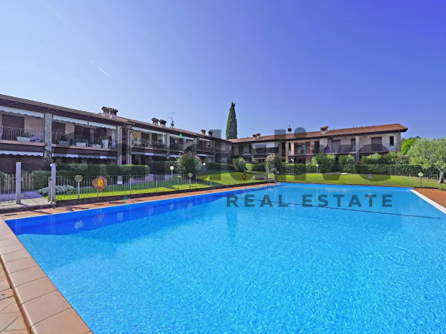 Immagine 26 di Appartamento in vendita  in Via degli alpini a Manerba Del Garda