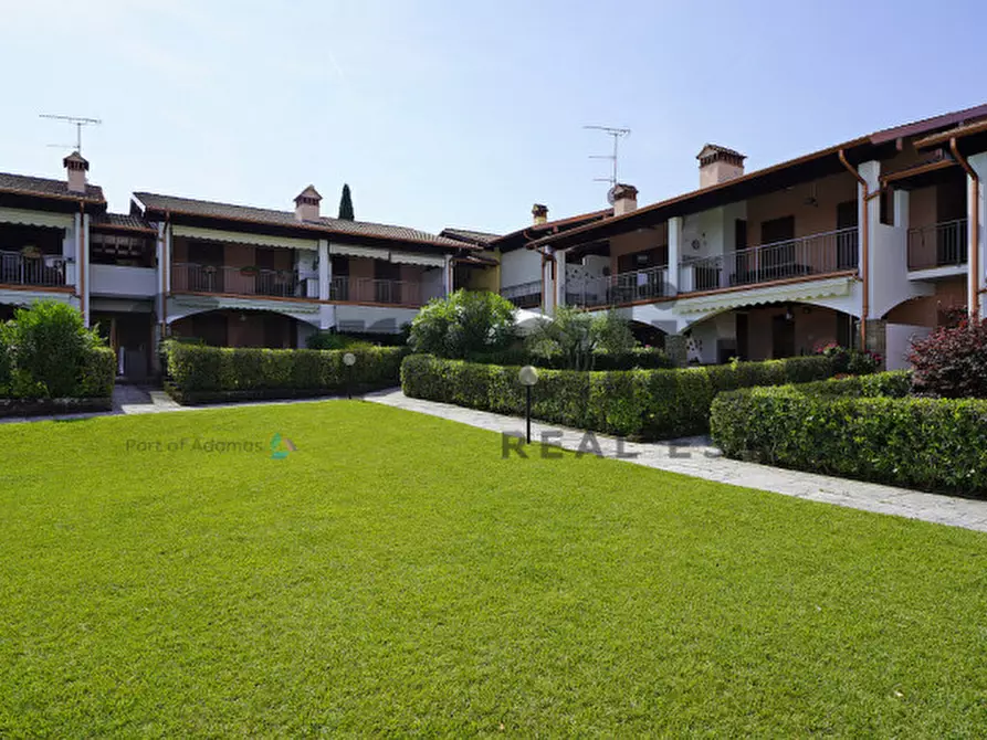 Immagine 2 di Appartamento in vendita  in Via degli alpini a Manerba Del Garda
