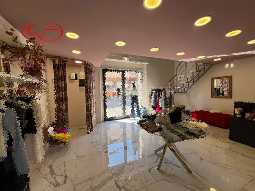 Immagine 2 di Negozio in affitto  in via Pascoli a Montevarchi