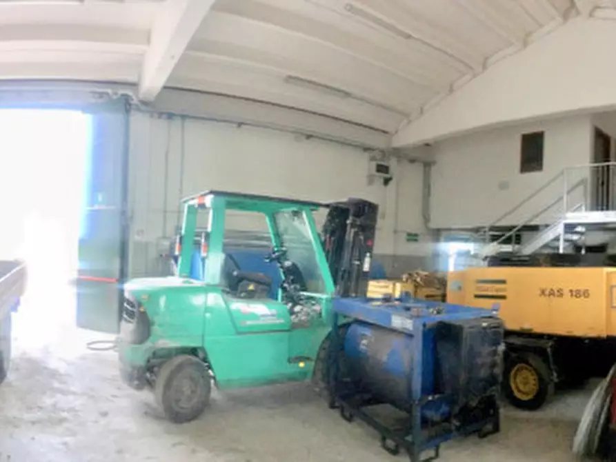 Immagine 2 di Capannone industriale in vendita  in MARTORANO a Cesena