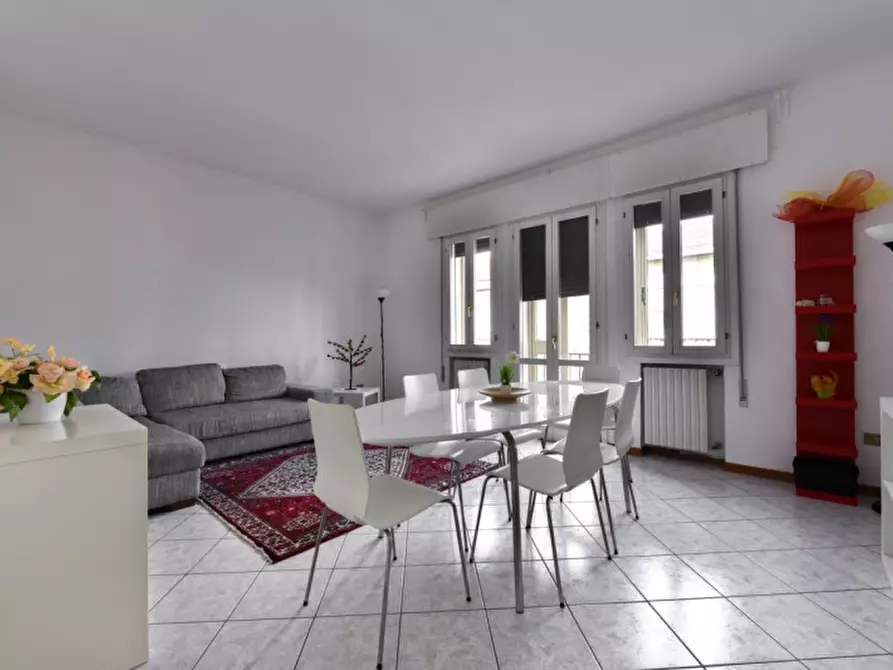 Immagine 1 di Appartamento in vendita  in riviera paleocapa a Padova