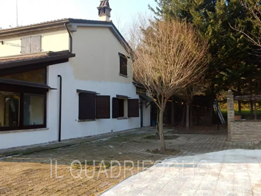 Immagine 4 di Agriturismo in vendita  a Roncofreddo