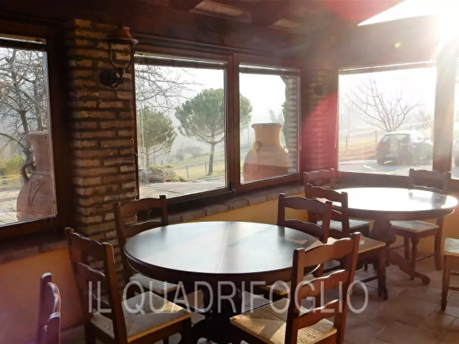 Immagine 11 di Agriturismo in vendita  a Roncofreddo