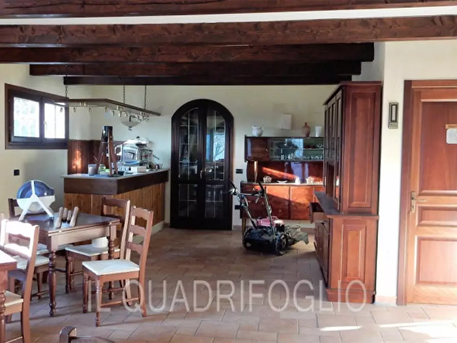 Immagine 14 di Agriturismo in vendita  a Roncofreddo