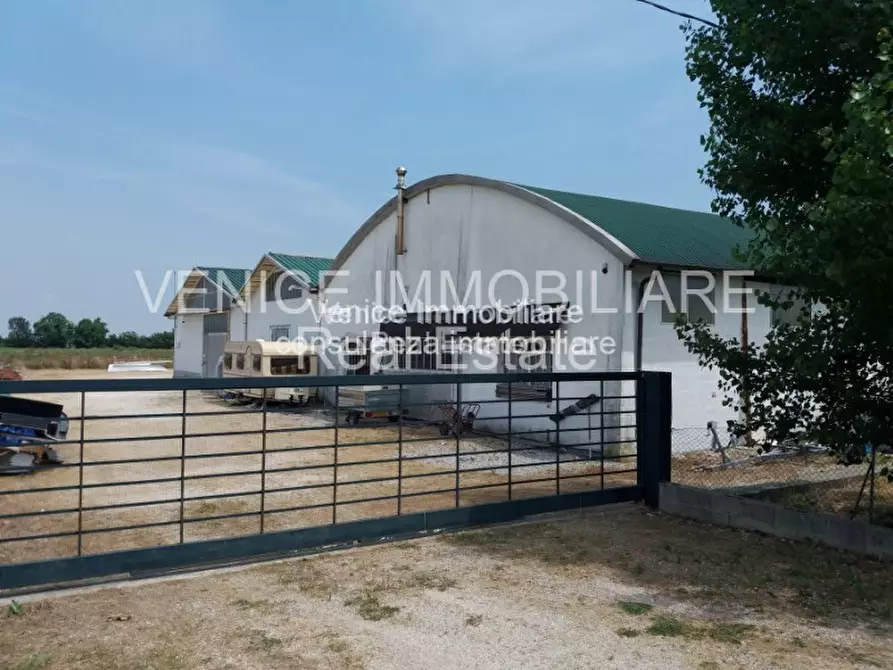 Immagine 5 di Terreno in vendita  in tessera aereoporto a Venezia