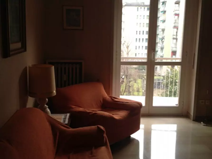 Immagine 10 di Appartamento in affitto  in via martinetti a Milano