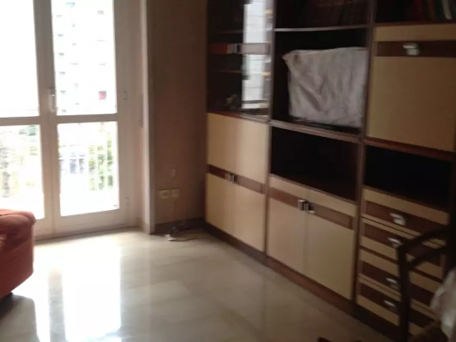 Immagine 13 di Appartamento in affitto  in via martinetti a Milano