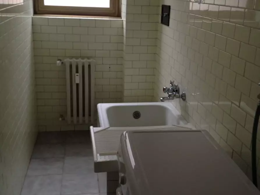 Immagine 22 di Appartamento in affitto  in via martinetti a Milano