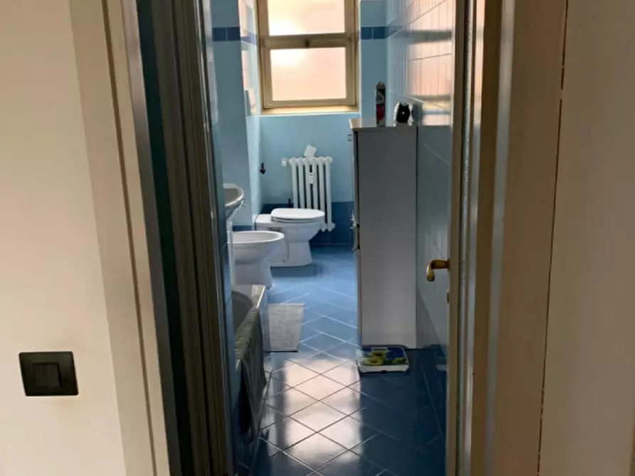 Immagine 30 di Appartamento in affitto  in via martinetti a Milano