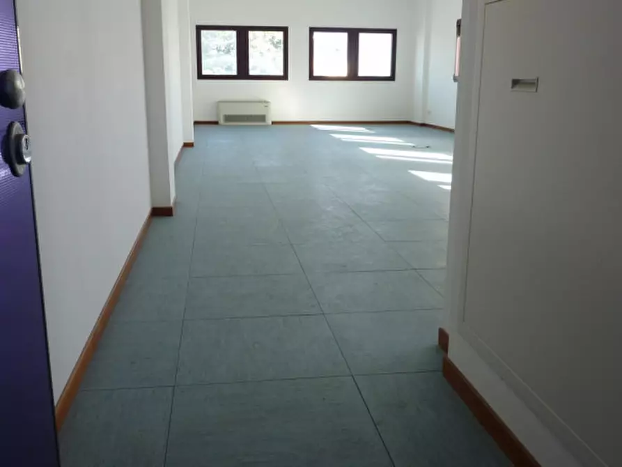 Immagine 2 di Ufficio in affitto  in via castellana 39 a Treviso