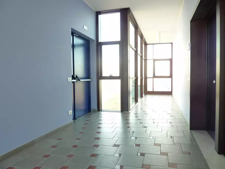 Immagine 13 di Ufficio in affitto  in via castellana 39 a Treviso