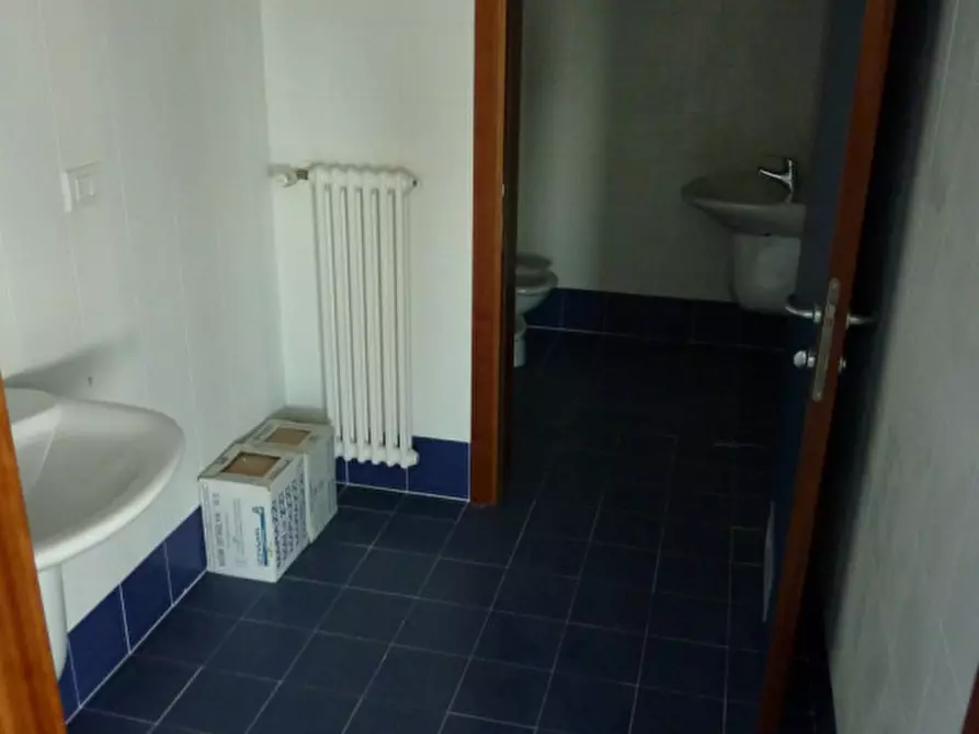 Immagine 12 di Ufficio in affitto  in via castellana 39 a Treviso