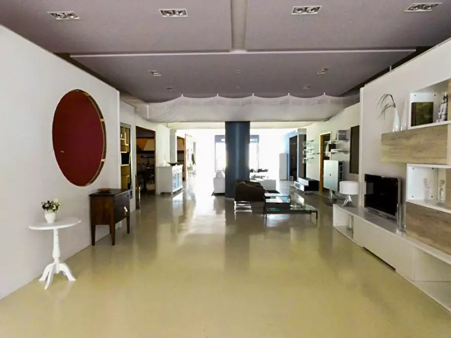 Immagine 4 di Capannone industriale in vendita  a Cagli