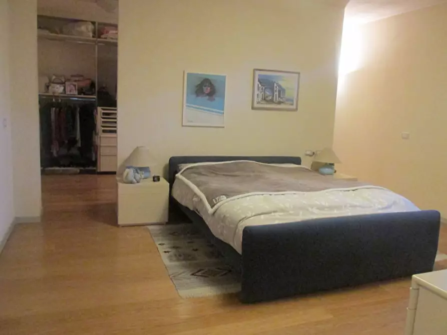 Immagine 10 di Villa in vendita  a Cesena