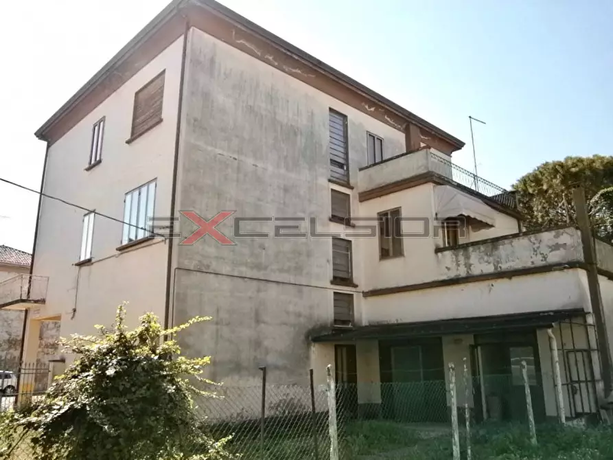 Immagine 7 di Palazzo in vendita  in Via G. Matteotti n. 20 bis - Cavarzere a Cavarzere