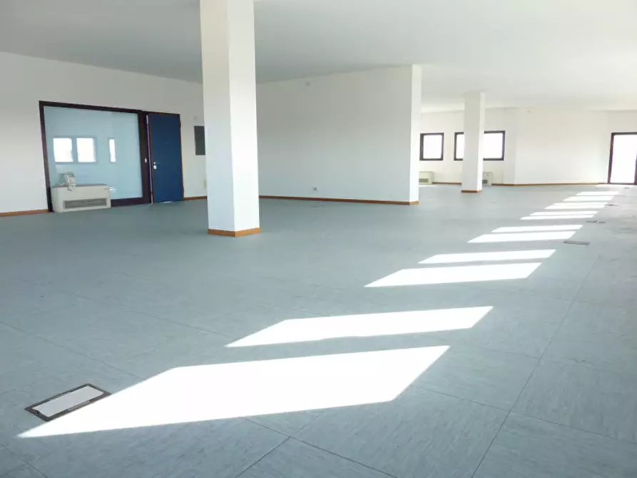 Immagine 4 di Ufficio in affitto  in via castellana 39 a Treviso