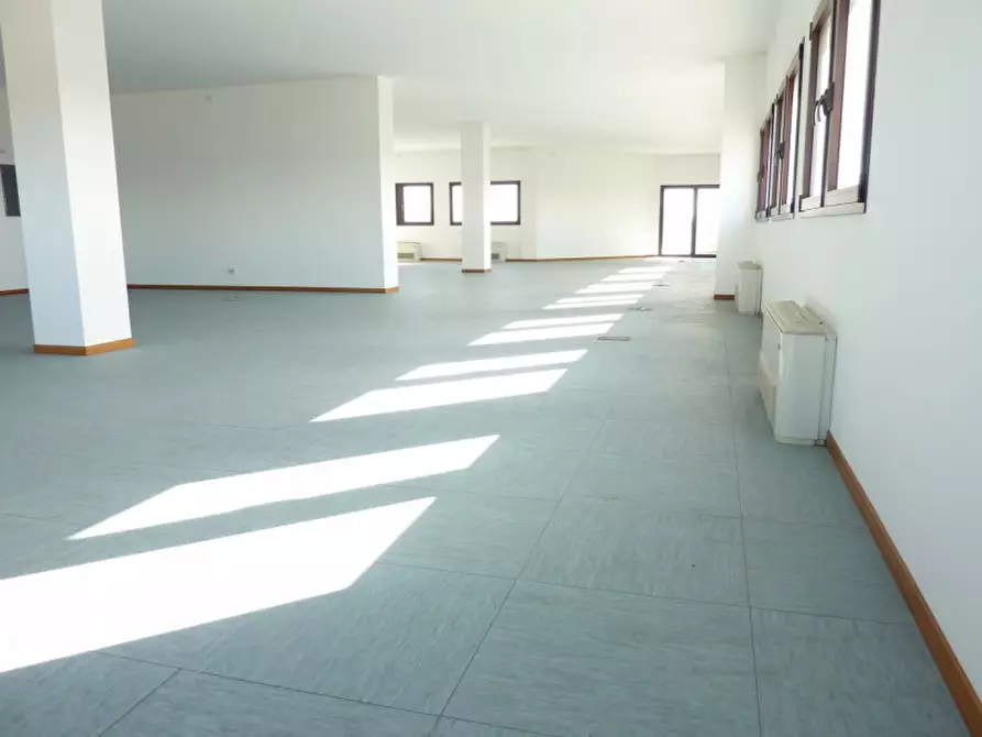 Immagine 5 di Ufficio in affitto  in via castellana 39 a Treviso