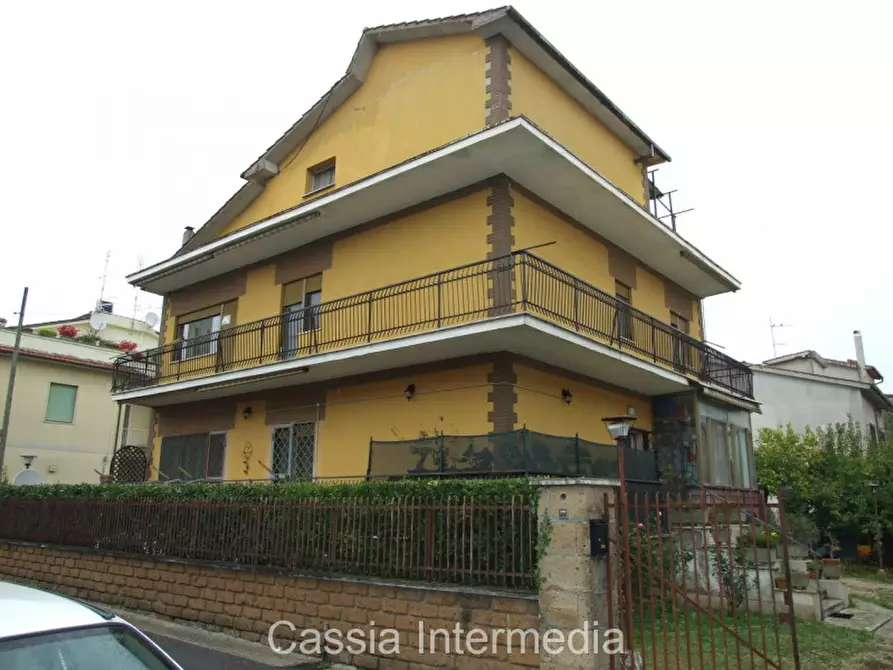 Immagine 1 di Appartamento in vendita  in Via Don Giovanni Minzoni 5 a Nepi