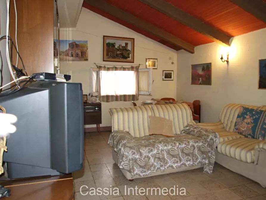 Immagine 8 di Appartamento in vendita  in Via Don Giovanni Minzoni 5 a Nepi