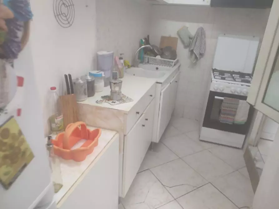 Immagine 33 di Appartamento in affitto  in Vico nuovo ai librai 25 a Napoli