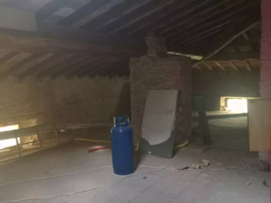 Immagine 15 di Appartamento in vendita  in via marco polo a Bucine