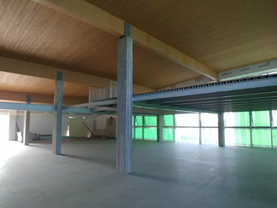 Immagine 20 di Ufficio in vendita  in VIA MAMELI a Vimercate