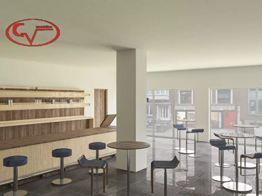 Immagine 6 di Negozio in vendita  in viale Diaz a Montevarchi