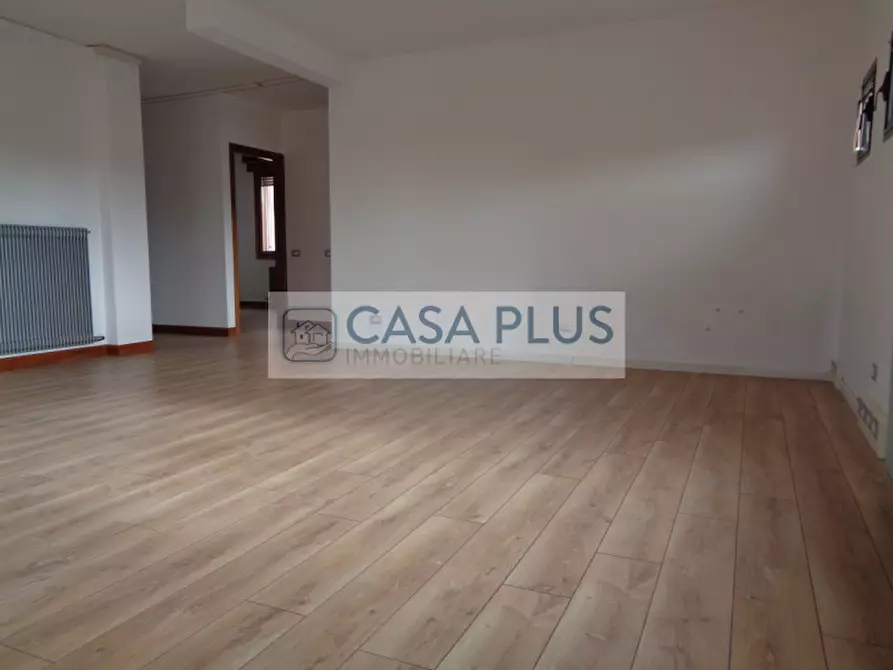 Immagine 3 di Ufficio in affitto  a Bassano Del Grappa