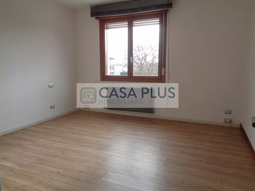 Immagine 4 di Ufficio in affitto  a Bassano Del Grappa