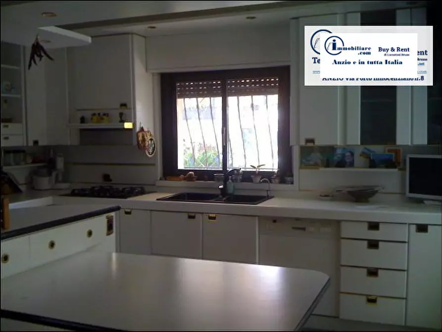 Immagine 19 di Villa in vendita  in via fara sabina a Nettuno