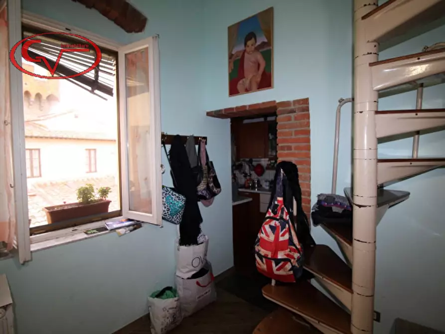 Immagine 2 di Appartamento in vendita  in via isidoro del lungo a Montevarchi