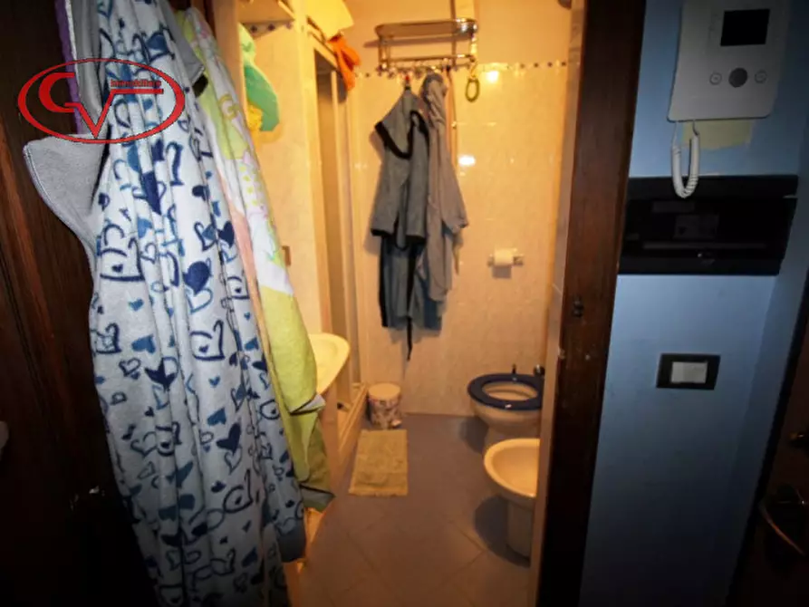 Immagine 12 di Appartamento in vendita  in via isidoro del lungo a Montevarchi