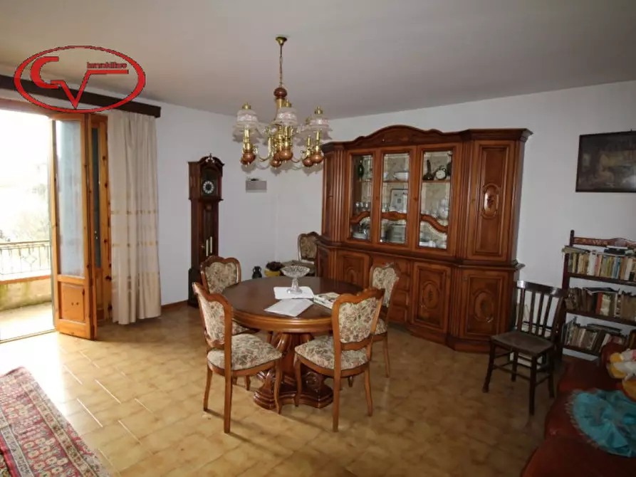 Immagine 3 di Appartamento in vendita  in via trieste a Bucine