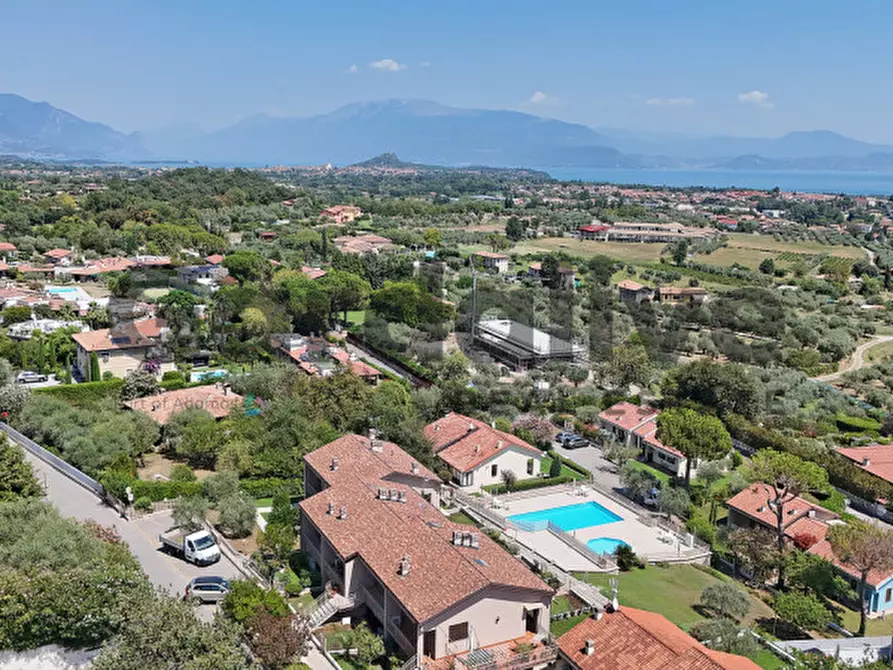 Immagine 48 di Appartamento in vendita  a Soiano Del Lago