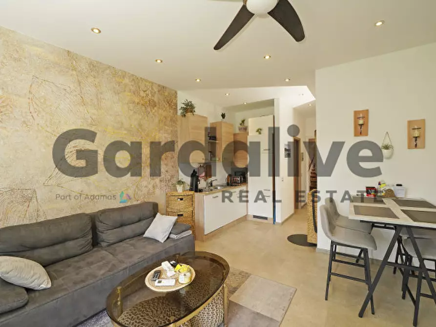 Immagine 12 di Appartamento in vendita  in Via repubblica a Manerba Del Garda