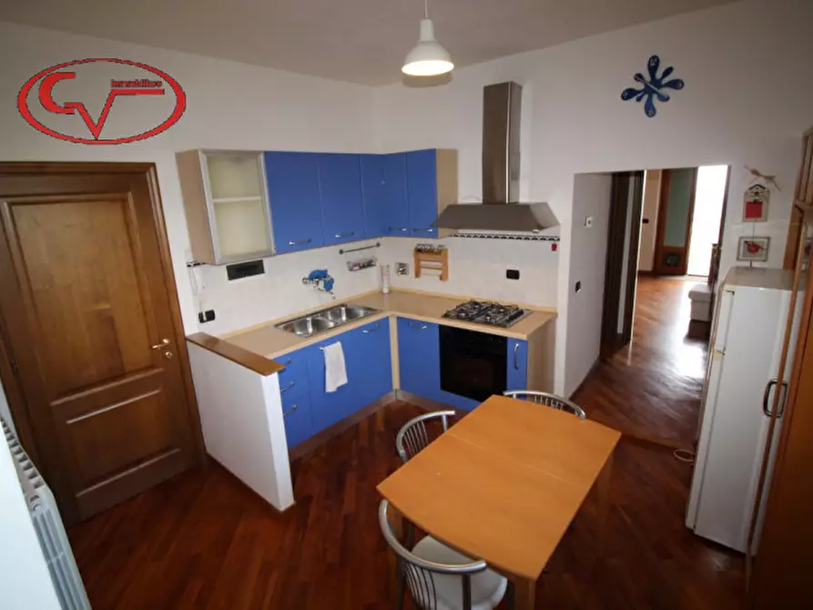 Immagine 4 di Appartamento in vendita  a Montevarchi