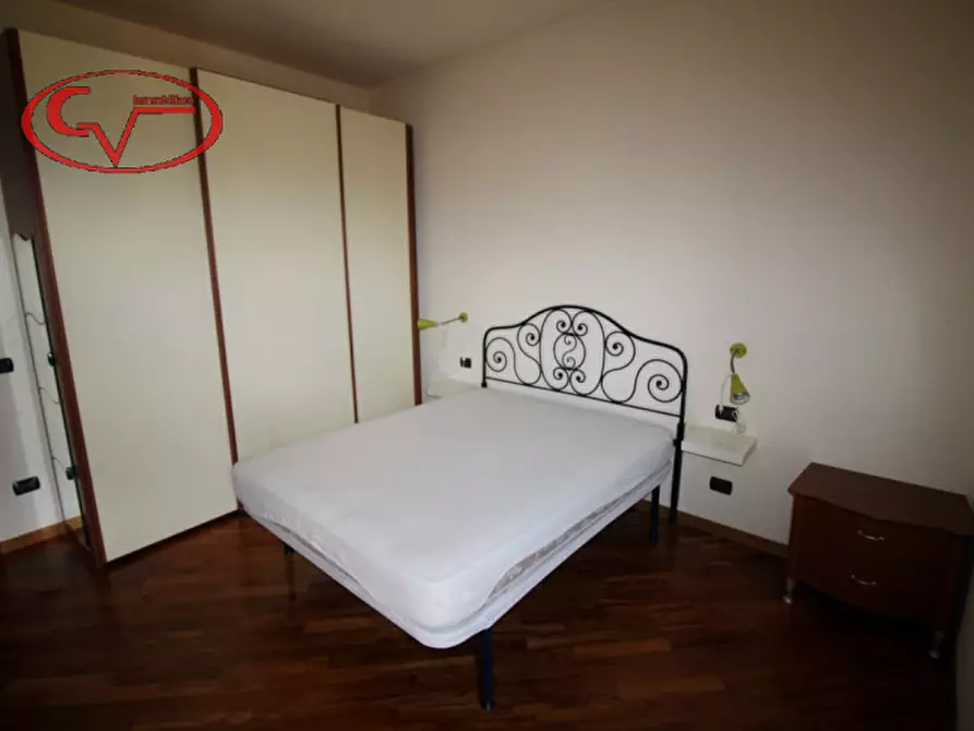 Immagine 11 di Appartamento in vendita  a Montevarchi