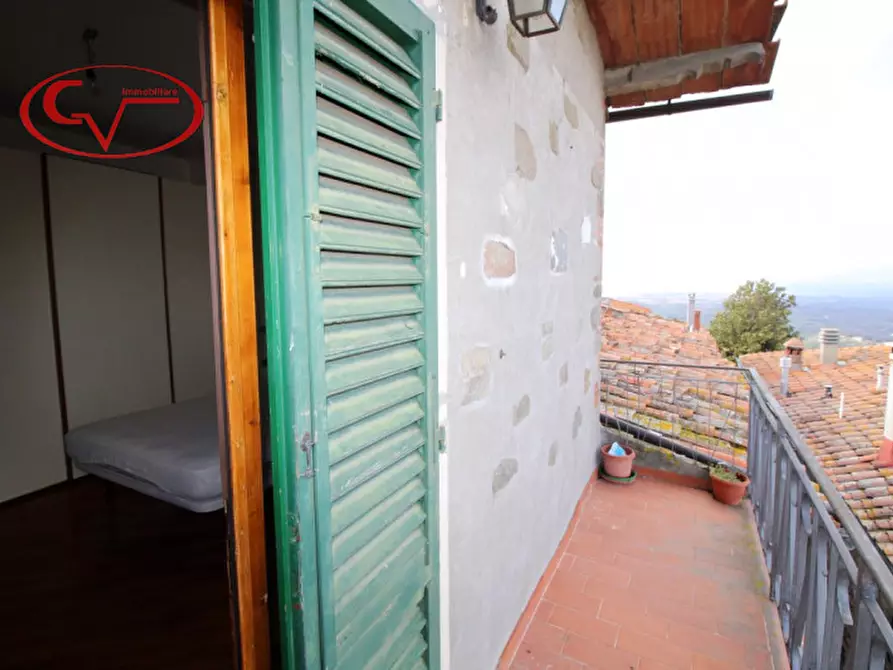 Immagine 12 di Appartamento in vendita  a Montevarchi