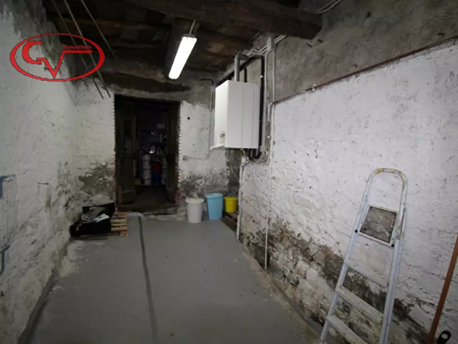 Immagine 17 di Appartamento in vendita  a Montevarchi