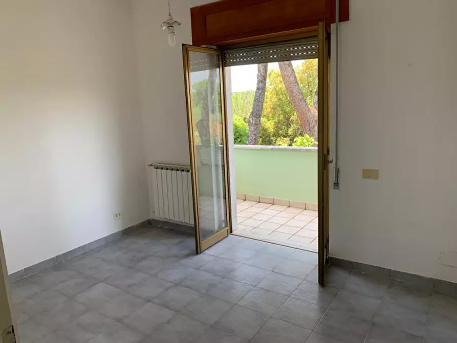 Immagine 7 di Casa trifamiliare in vendita  in via ronciglione a Nettuno