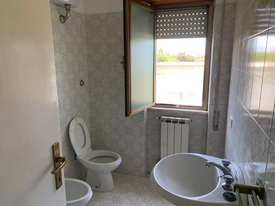 Immagine 12 di Casa trifamiliare in vendita  in via ronciglione a Nettuno