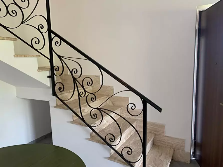 Immagine 13 di Casa trifamiliare in vendita  in via ronciglione a Nettuno