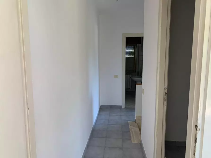 Immagine 14 di Casa trifamiliare in vendita  in via ronciglione a Nettuno