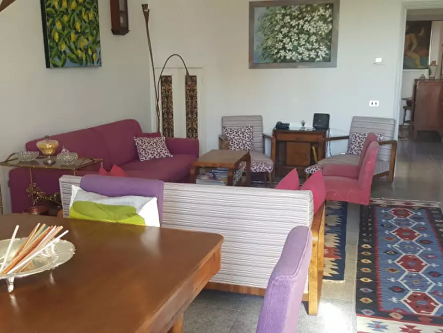 Immagine 29 di Villa in vendita  in viale mencacci a Anzio